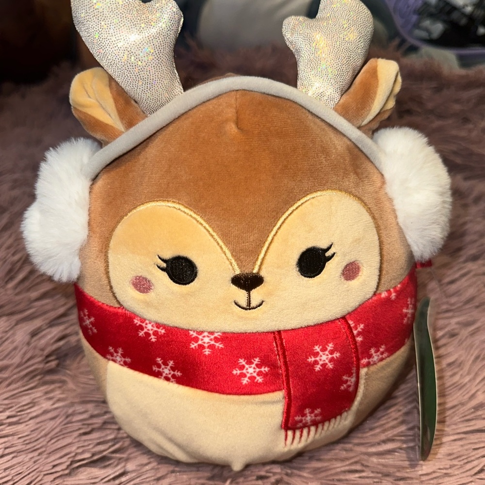 7 inch Squishmallow- Darla winter reindeer ❄️